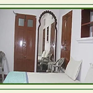 3* Guest house Jheel & Restaurant