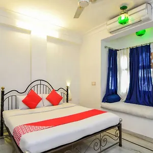3* Inn Oyo 10704 Haveli